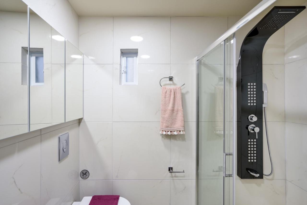חאניה East Seafront Suite מראה חיצוני תמונה